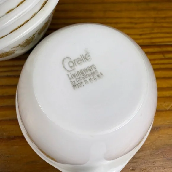 Vintage Pyrex Butterfly Gold Cups – Set of 4 | White Milk Glass - Picture 6 of 9